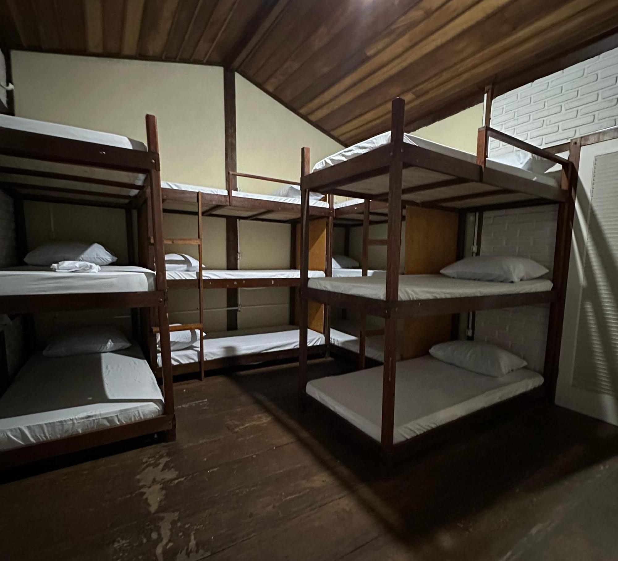 Acquarela Hostel アハイアウ・ド・カボ エクステリア 写真