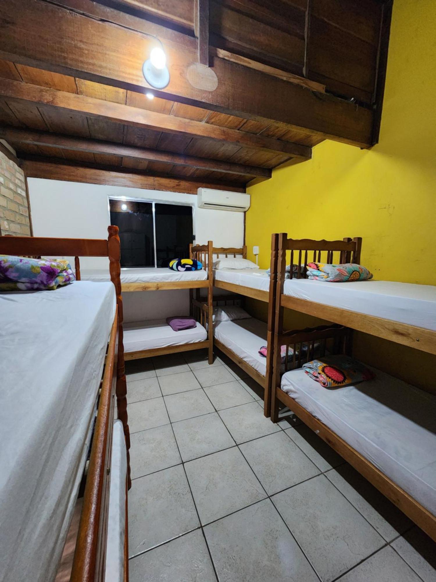 Acquarela Hostel アハイアウ・ド・カボ エクステリア 写真